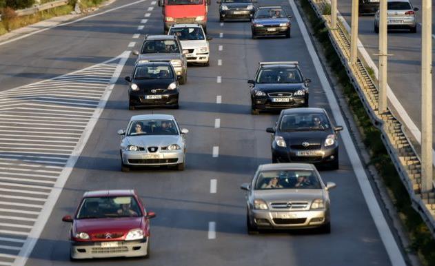 Οι νέες επιβαρύνσεις για τα ΙΧ στο πακέτο των έμμεσων φόρων