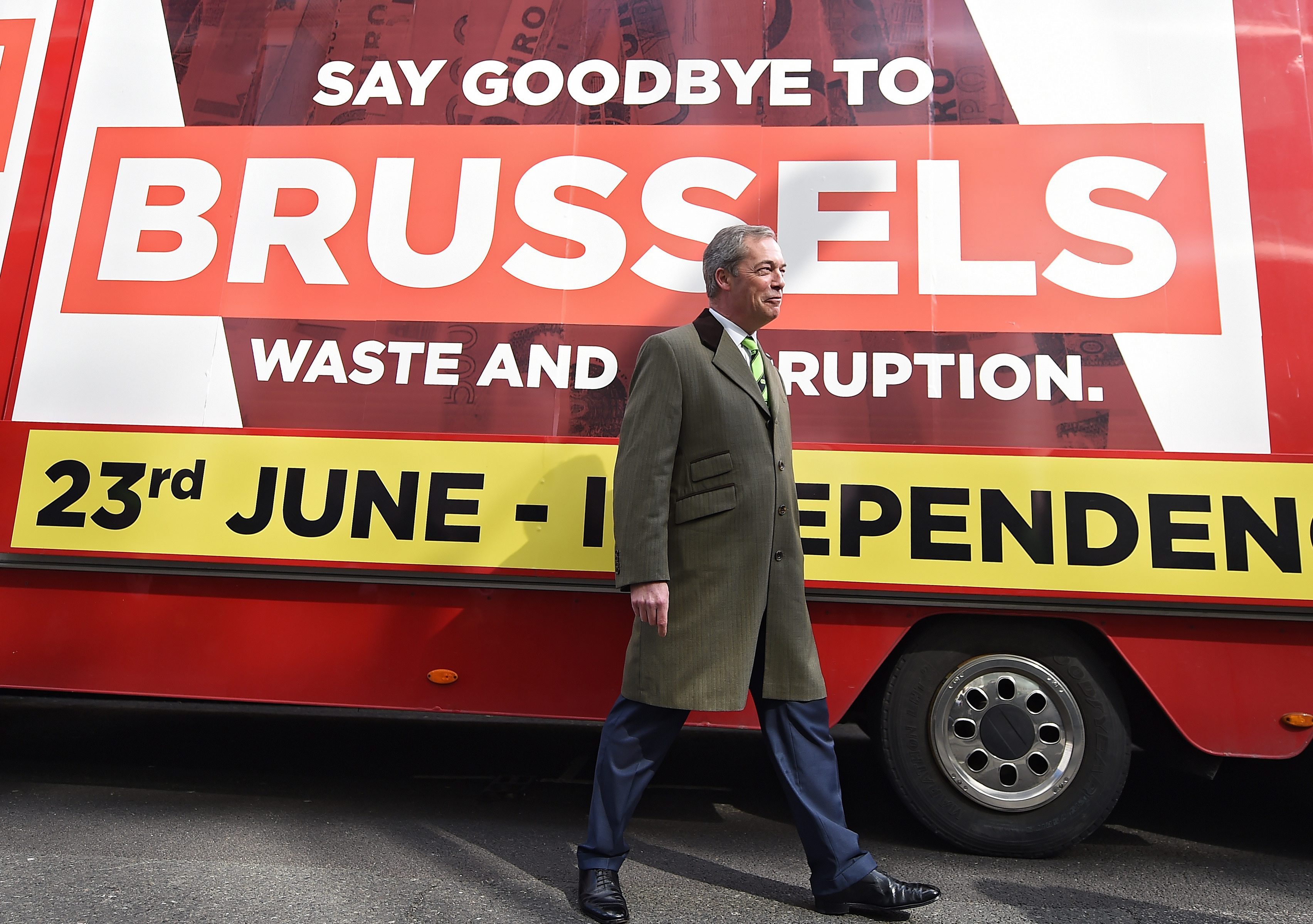 Τράπεζα της Αγγλιας: Κατακόρυφη πτώση της στερλίνας σε περίπτωση Brexit