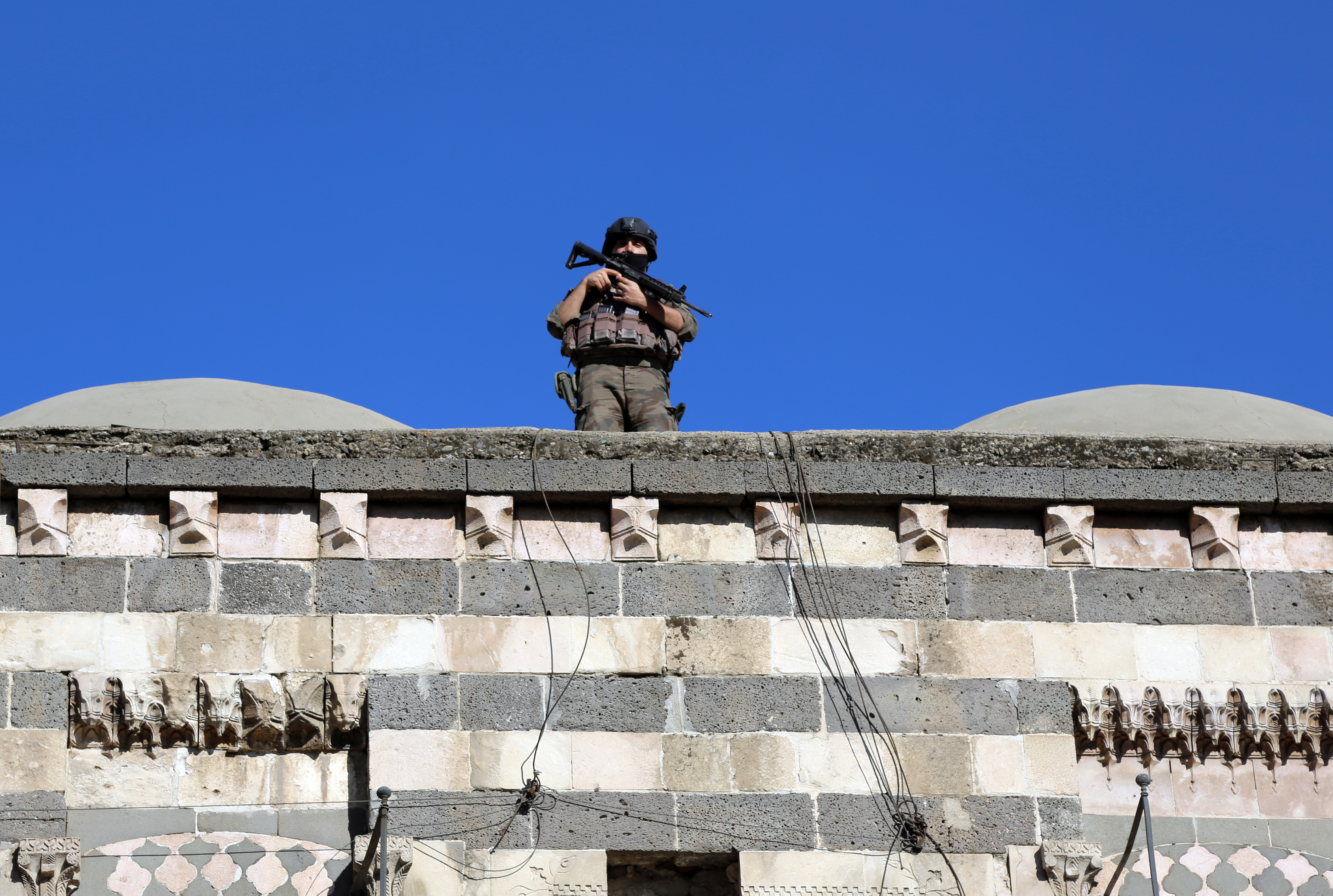 Nέες συγκρούσεις στη νοτιοανατολική Τουρκία με επτά νεκρούς