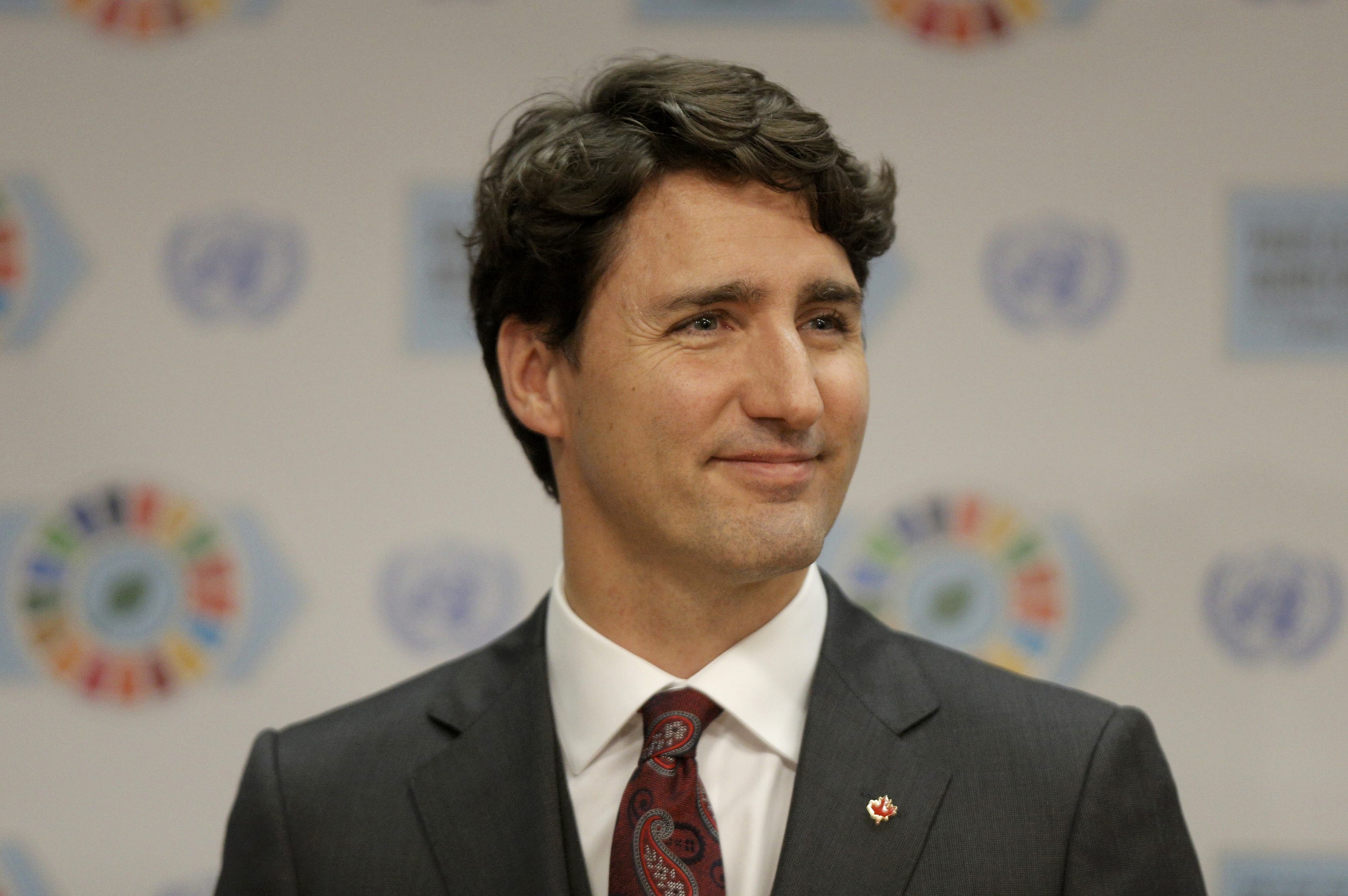 Invictus: Ο πρωθυπουργός του Καναδά παίρνει θέση (κυριολεκτικά)