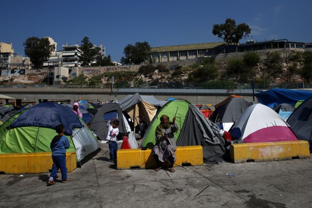 Νέα επιχείριση μετακίνησης προσφύγων από τον Πειραιά