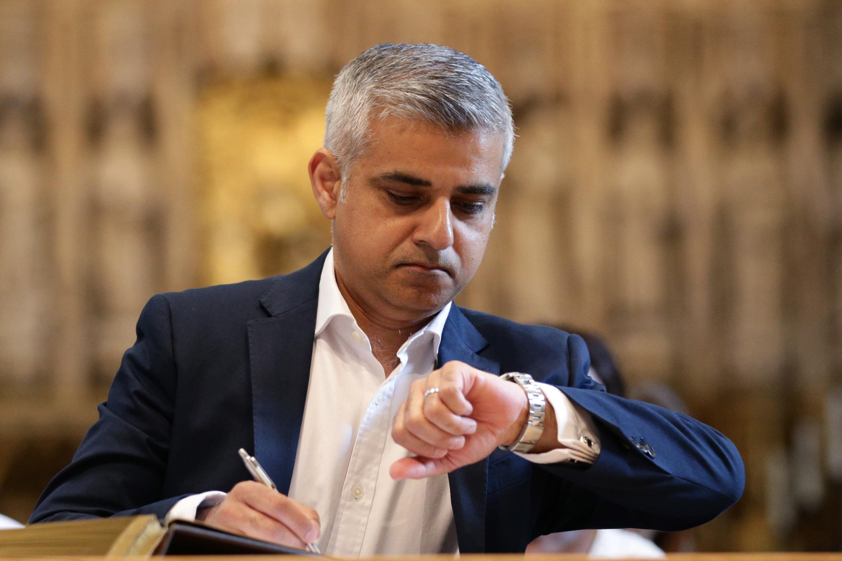 Στο Λονδίνο ο πρώτος μουσουλμάνος δήμαρχος πρωτεύουσας της ΕΕ