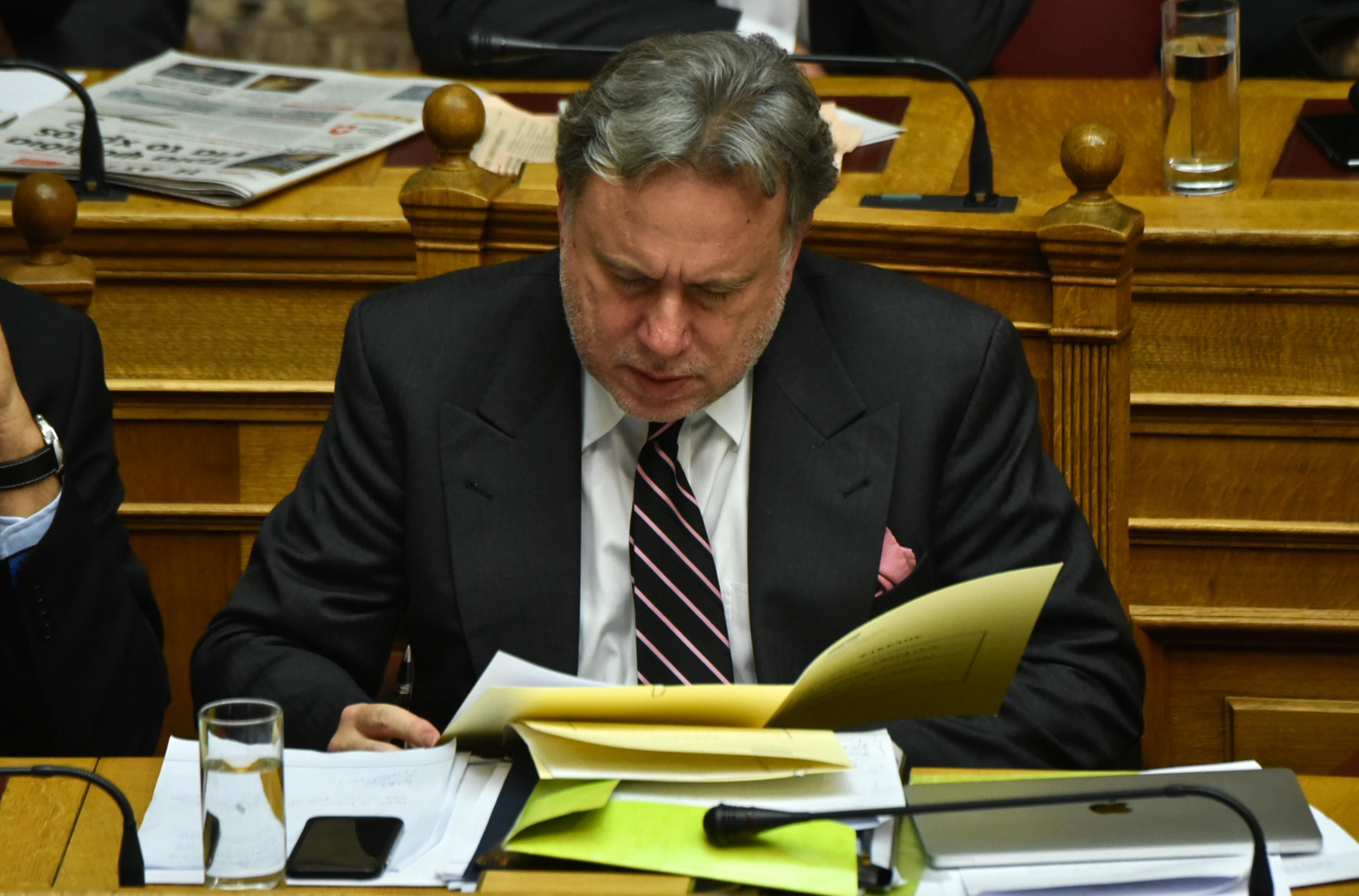 Κατρούγκαλος: Θα γίνει νόμος η μη επιστροφή των αναδρομικών του ΕΚΑΣ