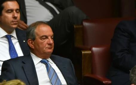 Το PSI «κούρεψε» το πόθεν έσχες του Κώστα Καραμανλή