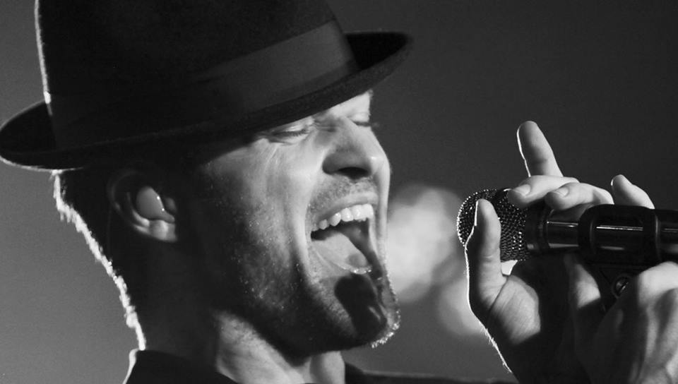 Ο Τζάστιν Τίμπερλεϊκ στη σκηνή της Eurovision