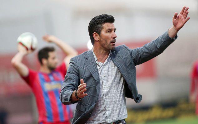 Συνεχίζει για ένα χρόνο στον Πανιώνιο ο Ουζουνίδης