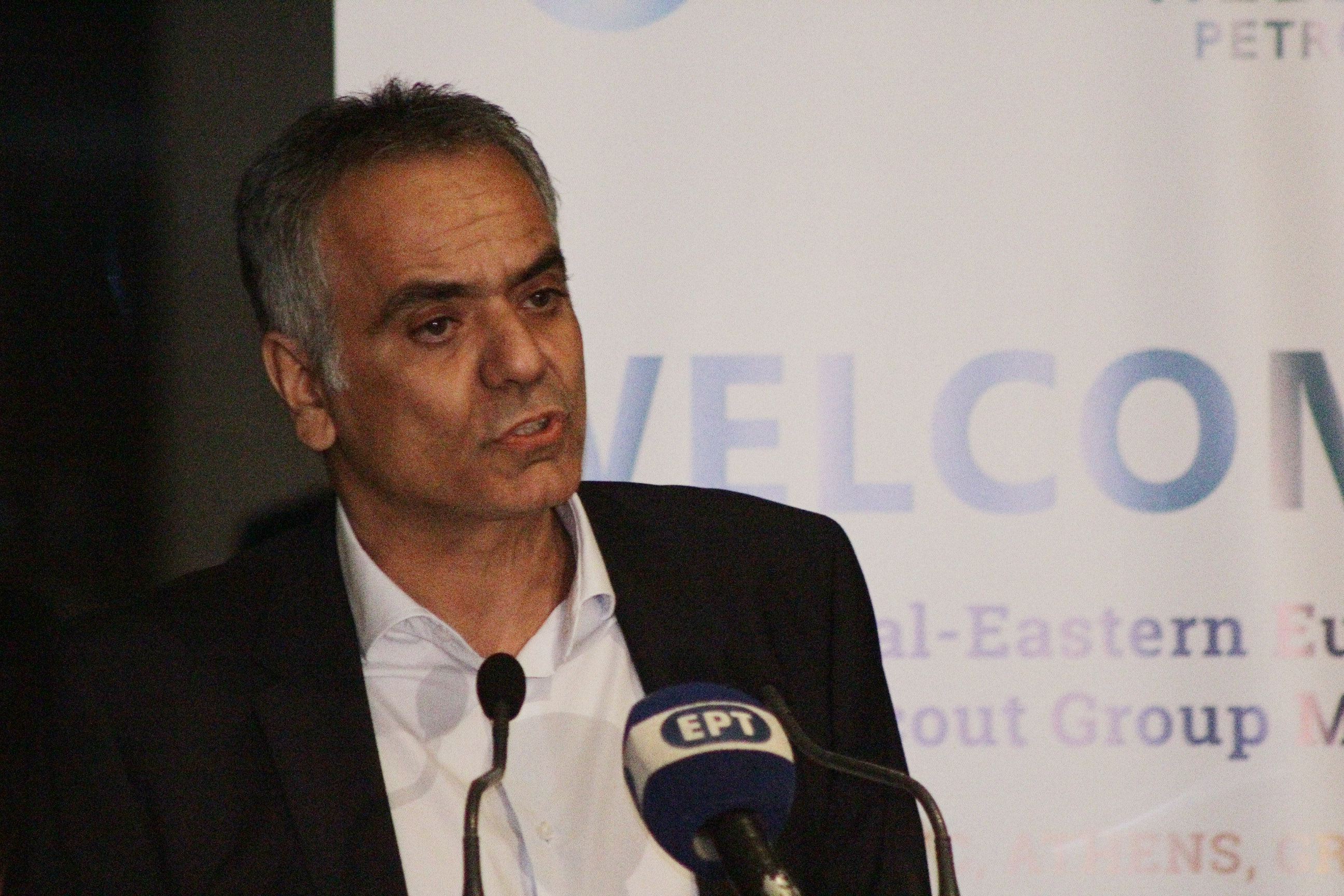 Διαβεβαιώσεις Σκουρλέτη για τo δημόσιο χαρακτήρα της ΔΕΗ