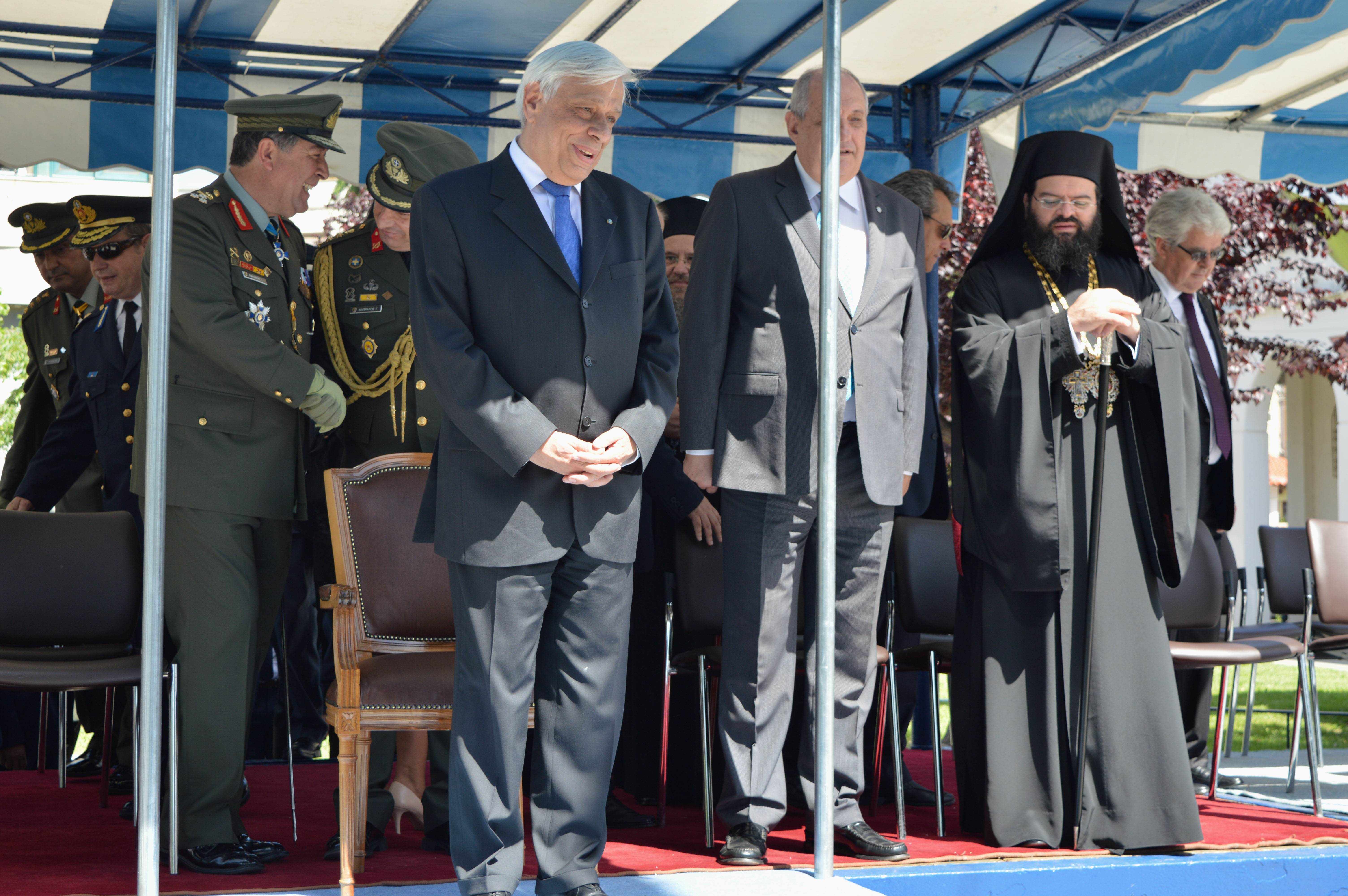 Παυλόπουλος: Οι γείτονές μας να σέβονται στο ακέραιο το Διεθνές Δίκαιο