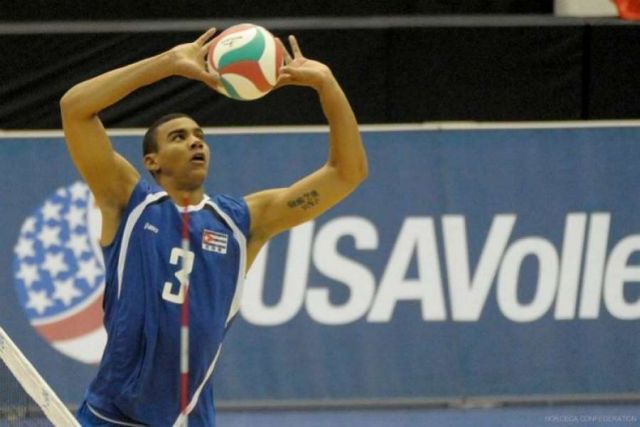 Ο Κουβανός Κάλβο και επίσημα αντι-Κουρνέτας στον ΠΑΟΚ