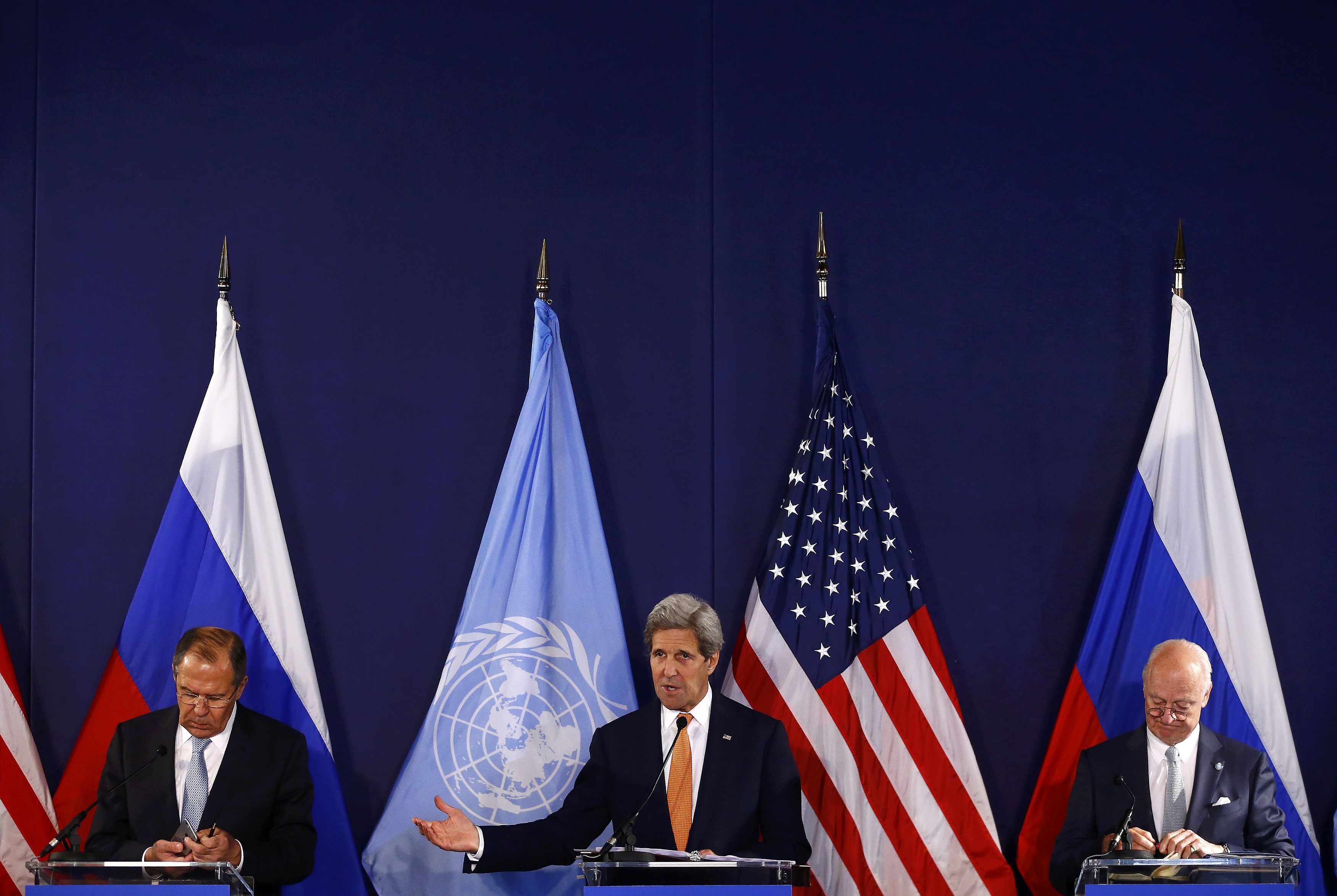 Απέτυχε το «reboot» στις ειρηνευτικές διαπραγματεύσεις για τη Συρία