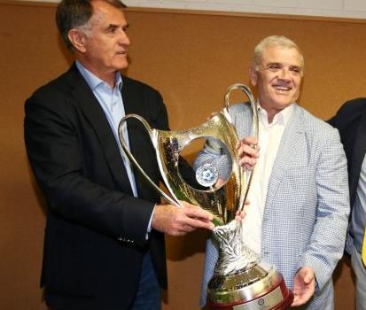 Μελισσανίδης: «Η μεγαλύτερη τιμωρία να σου δίνει το Κύπελλο ο Γκιρτζίκης»