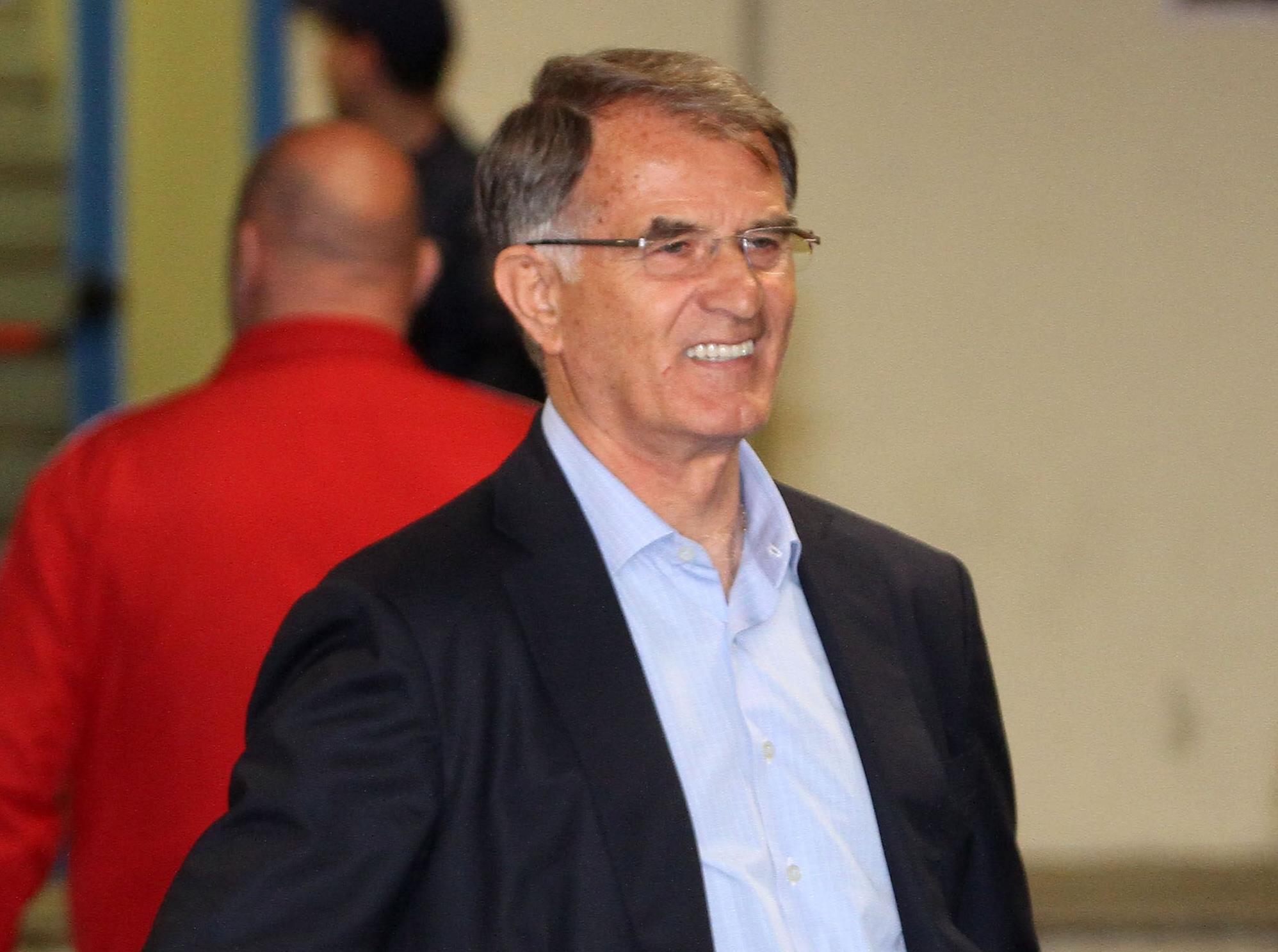 Ο Μπάγεβιτς στο Παρίσι για ανεύρεση του νέου προπονητή της ΑΕΚ