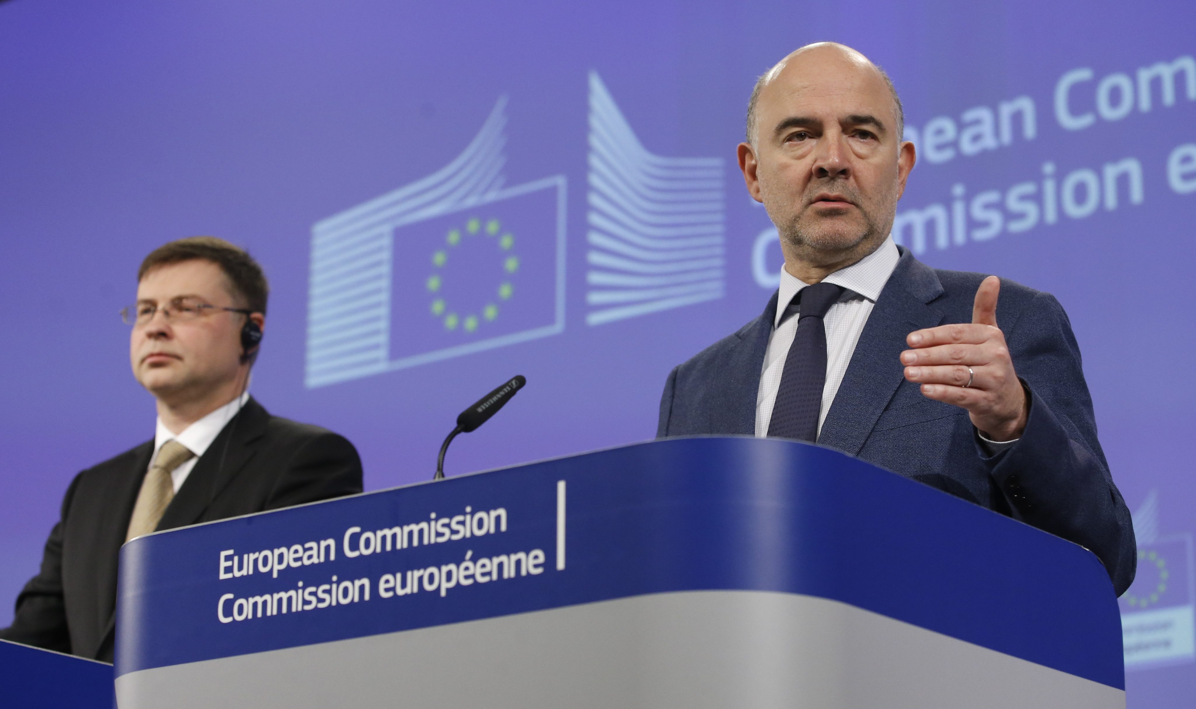 Ο Μοσκοβισί «ελπίζει και επιθυμεί» συμφωνία στο Eurogroup της Τρίτης