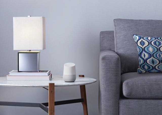 Amazon Echo ή Google Home, γνωρίστε τη συσκευή που θα κυριεύσει το σπίτι μας
