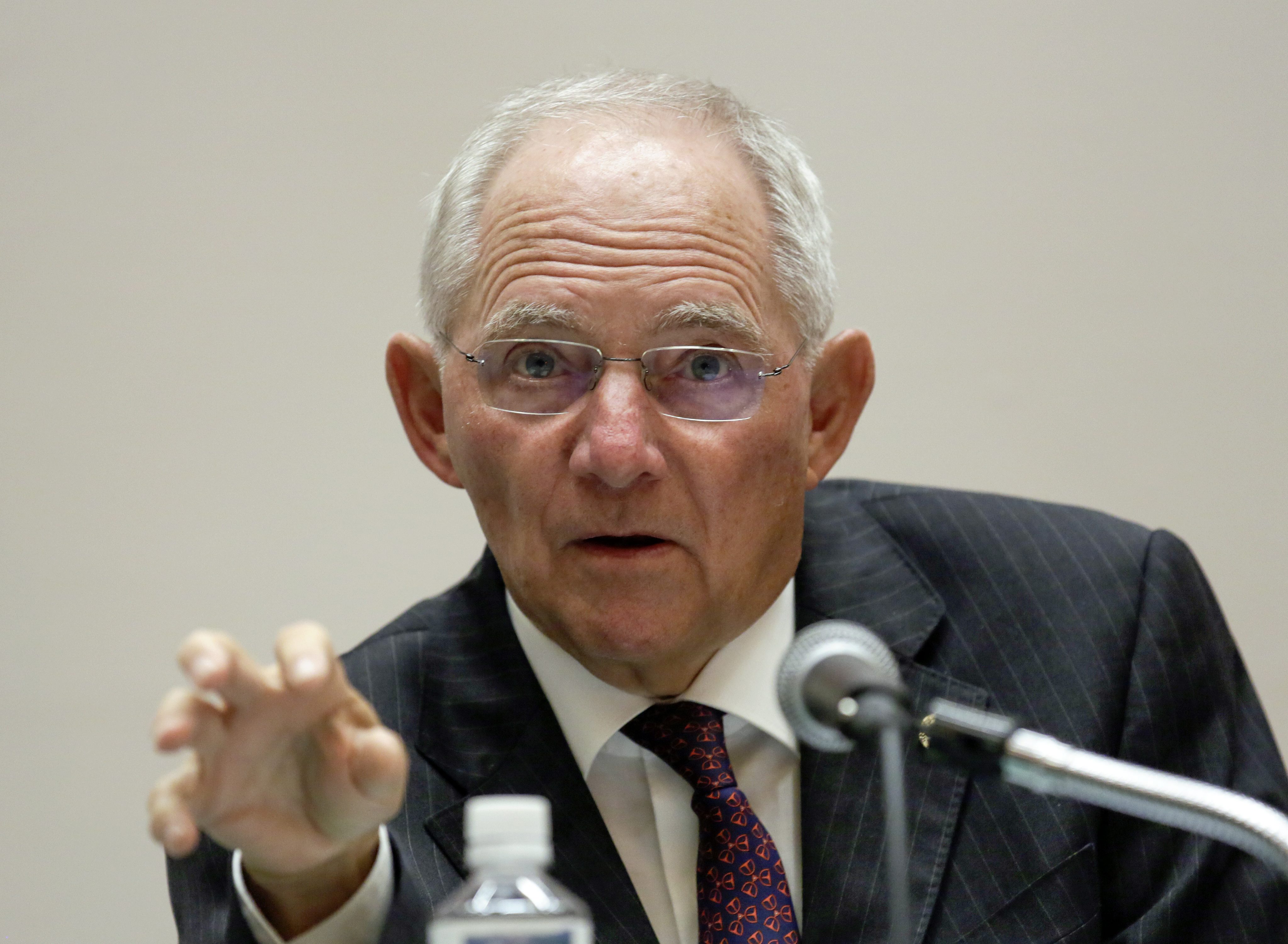 Σόιμπλε: Δεν θα υπάρξει ανάγκη για τέταρτο σχέδιο διάσωσης της Ελλάδας