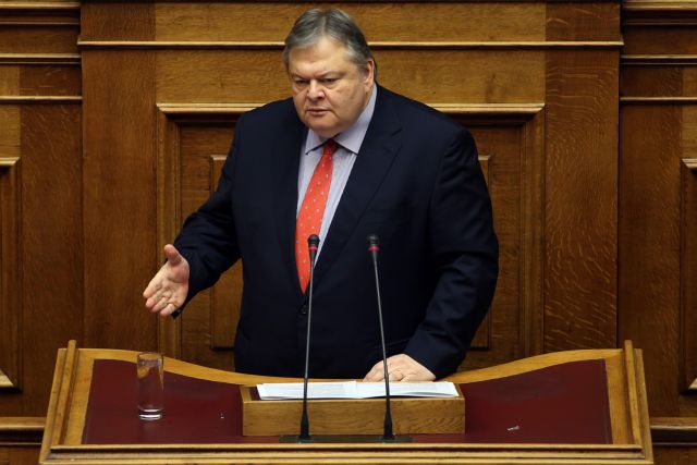 Βενιζέλος: Το ΔΝΤ περιγράφει τη βλάβη που προκάλεσε η κυβέρνηση στο χρέος