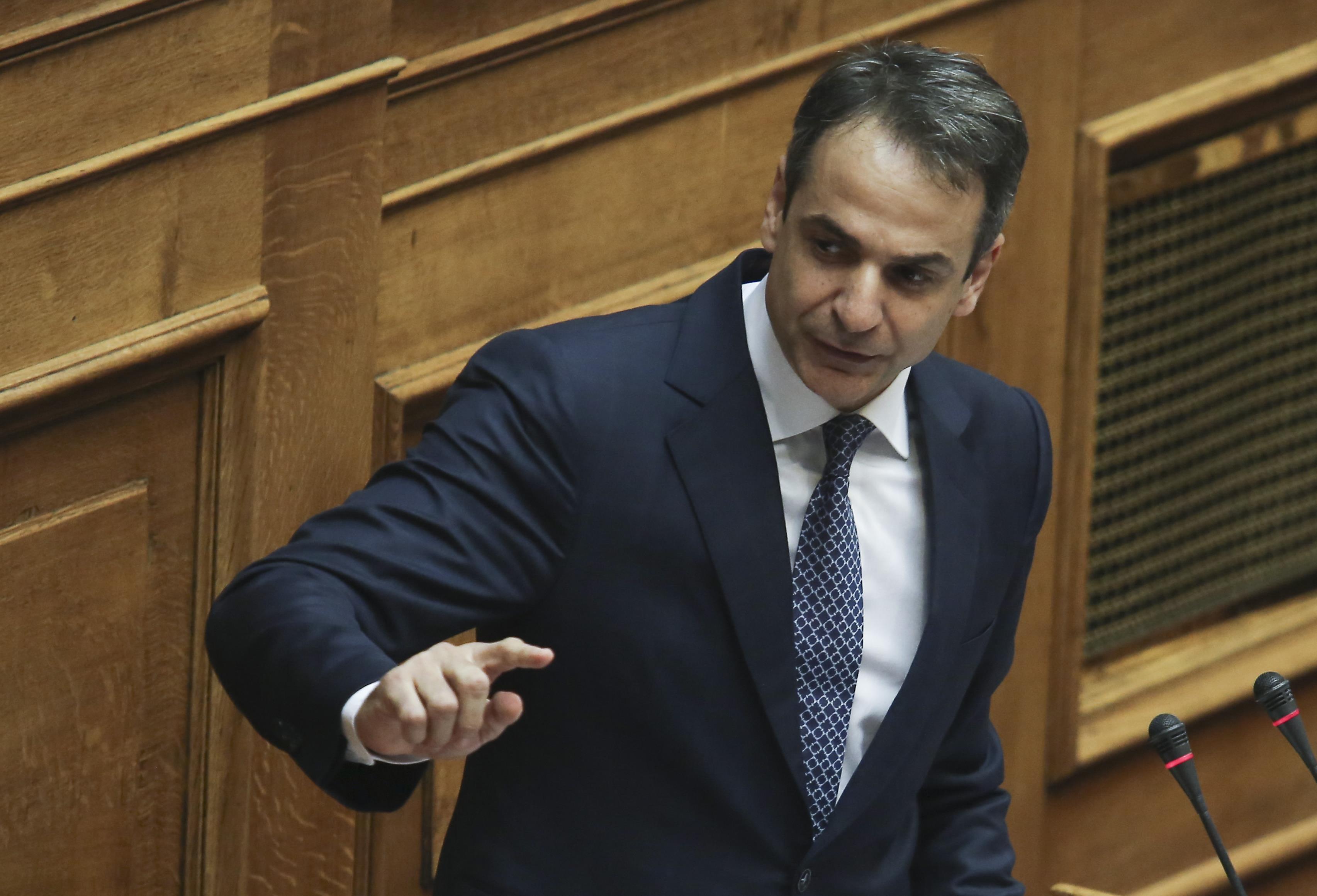 Μητσοτάκης: Δεν αξίζετε να είστε πρωθυπουργός της χώρας