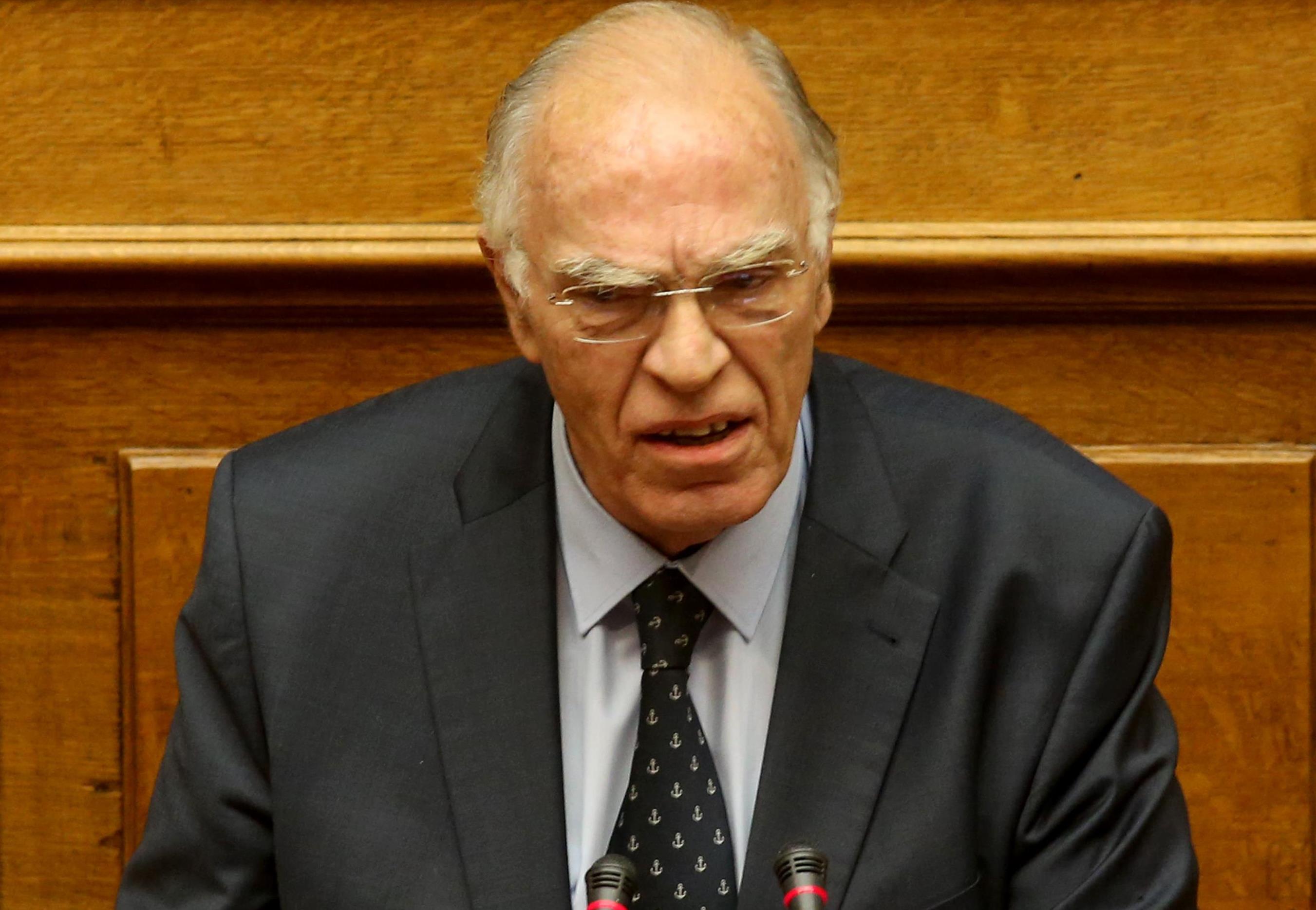 Λεβέντης: Η κυβέρνηση δεν άλλαξε ούτε γράμμα στο κείμενο για τον κόφτη