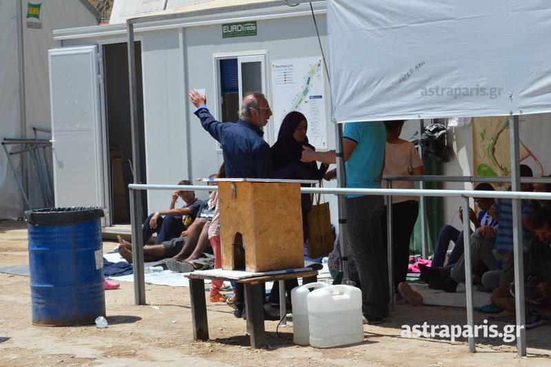 Σε απεργία πείνας για έβδομη ημέρα 50 πρόσφυγες στη Χίο