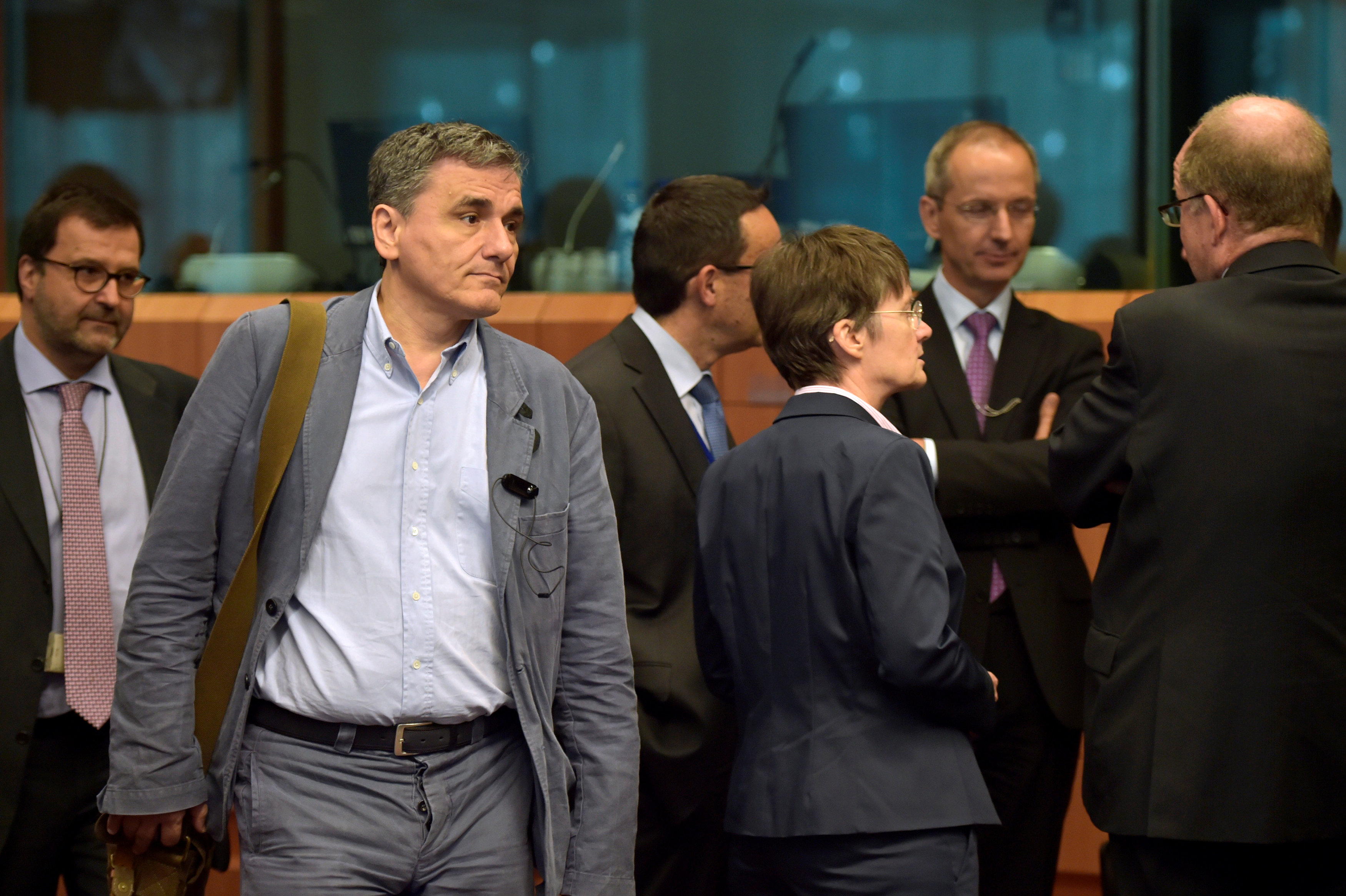 Eurogroup: Τμηματική εκταμίευση και συμφωνία για το χρέος