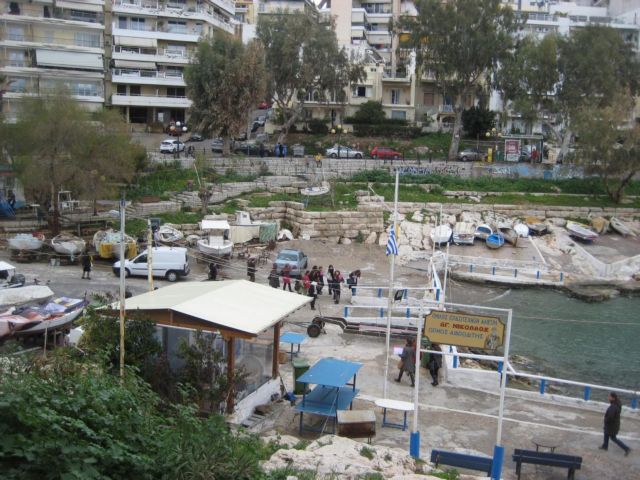 Αναζητώντας τα ίχνη της ιστορίας του Πειραιά