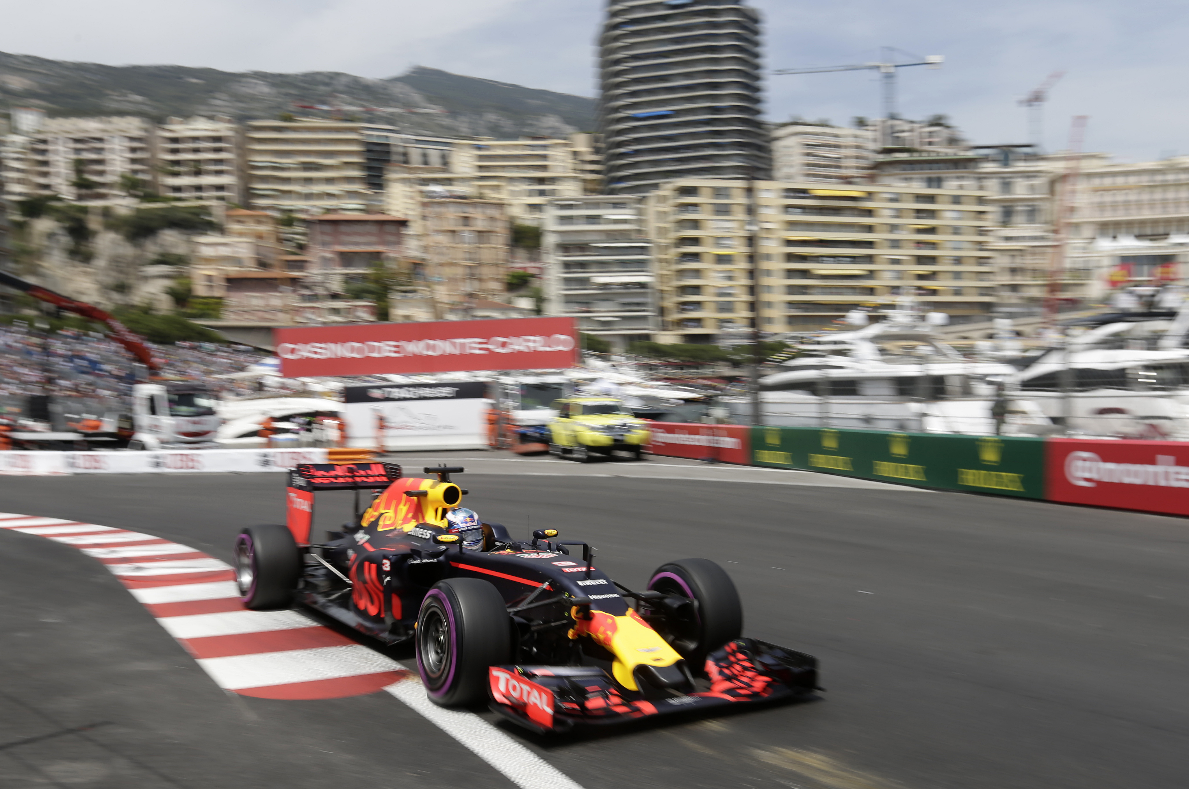 GP Μονακό 2016: O D. Ricciardo στην κορυφή των ελεύθερων δοκιμών της Πέμπτης