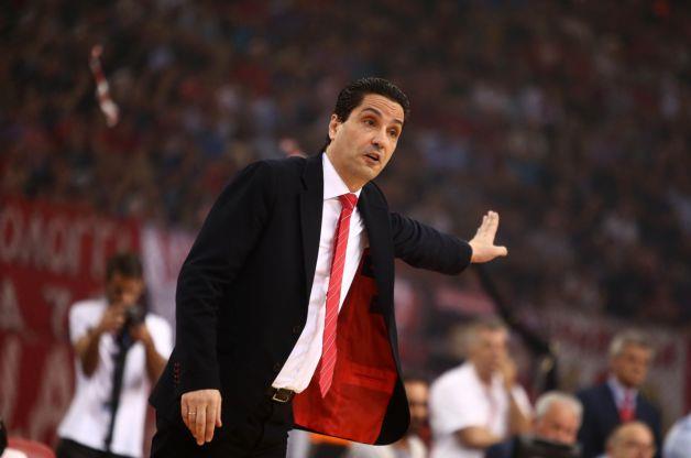 Σφαιρόπουλος: «Να μην επηρεάζουμε τη διαιτησία με φωνές»