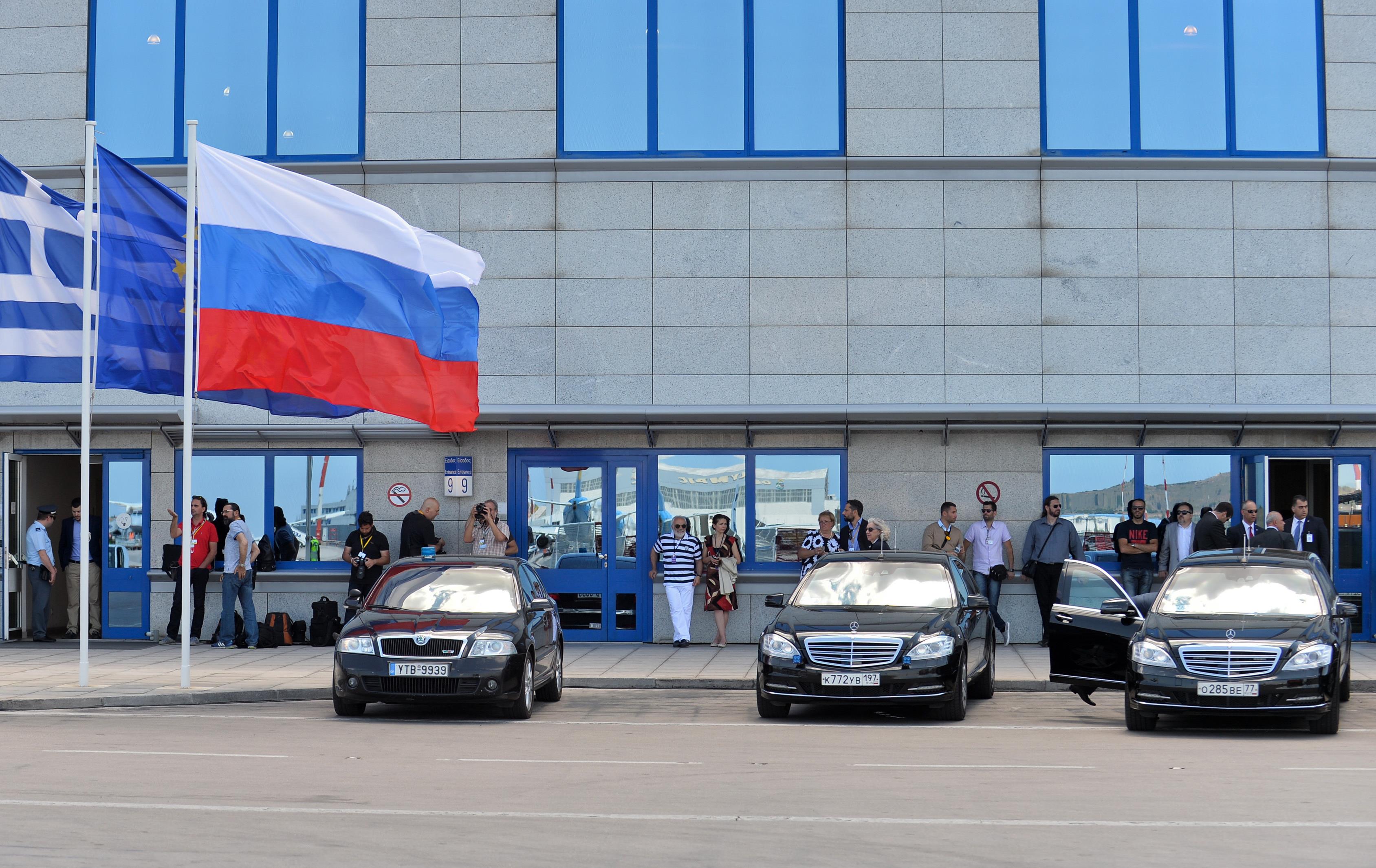 Απόβαση Πούτιν στην Αθήνα με δεκάδες υπουργούς και επιχειρηματίες