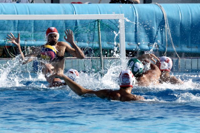 Ο Ολυμπιακός στον τελικό με… μονότερμα, προκρίθηκε και η Βουλιαγμένη