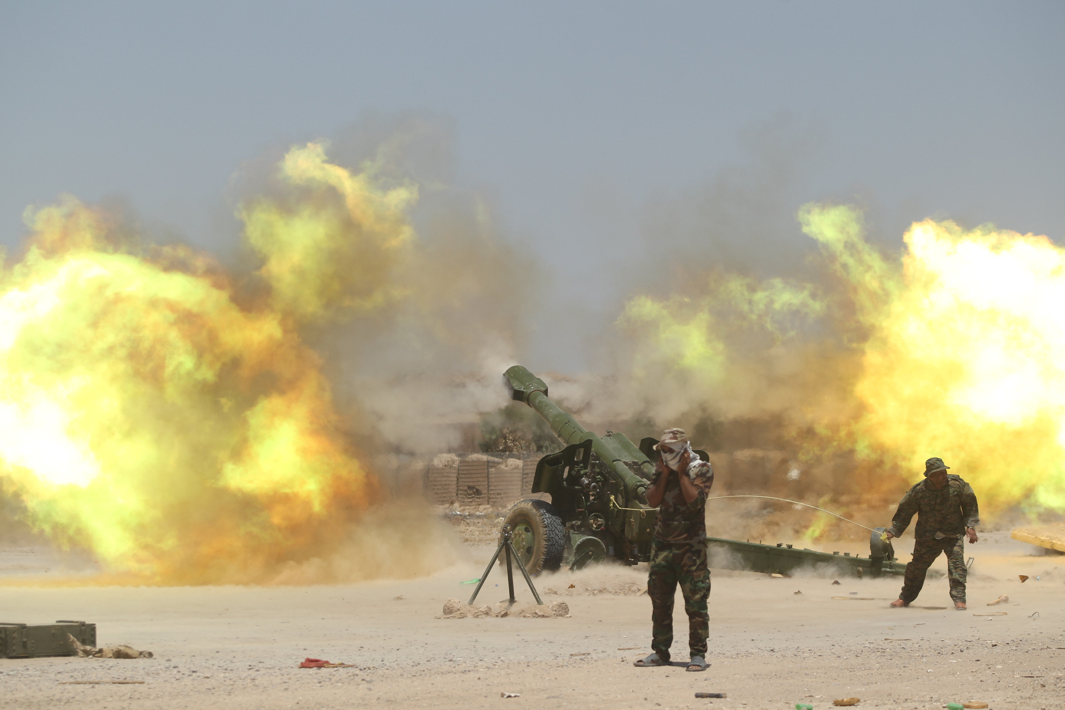 Οι ιρακινές δυνάμεις προωθούνται στην Φαλούτζα για να εκδιώξουν την ISIS