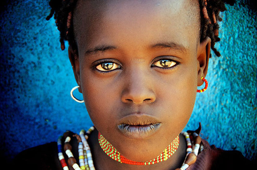 Πορτρέτα από κάθε γωνιά της γης σε μια έκθεση