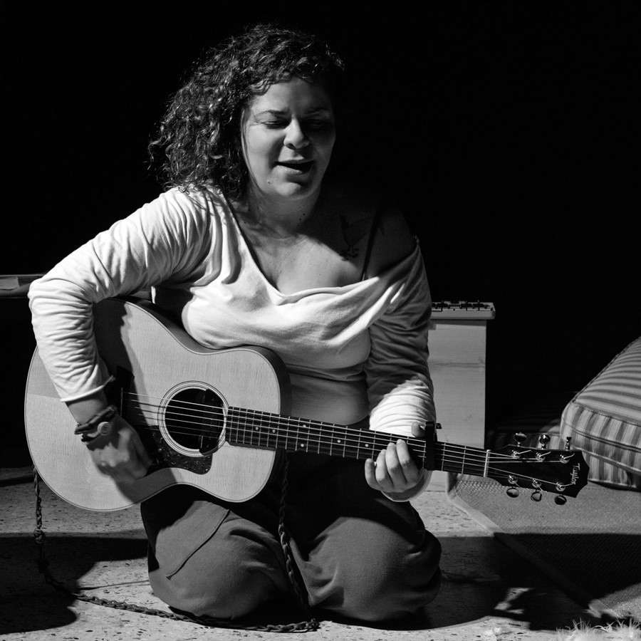 Ακούστε το νέο τραγούδι της Ματούλας Ζαμάνη