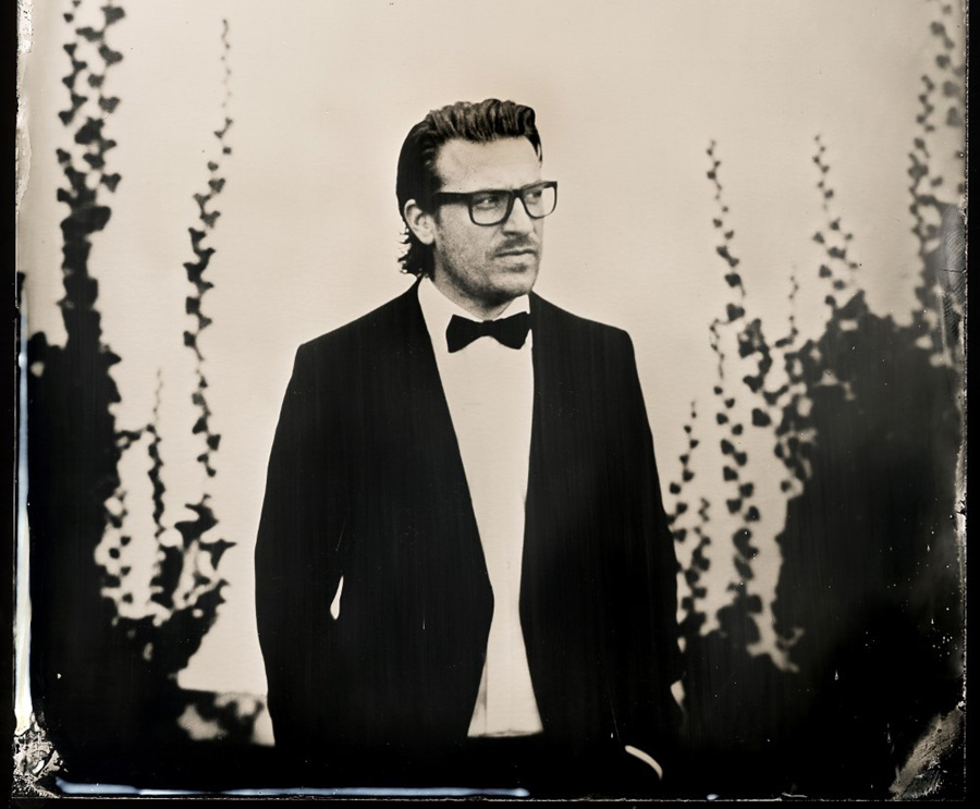 Ο Parov Stelar στο in.gr λίγο πριν τη συναυλία του στην Αθήνα