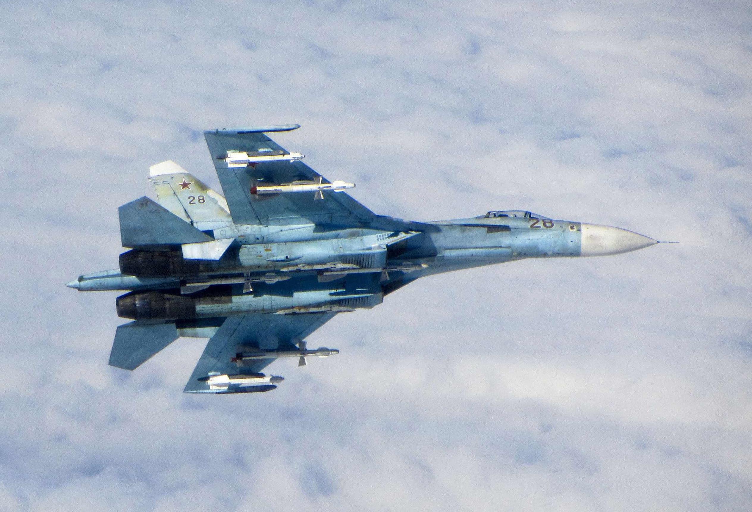 Συντριβή ρωσικού μαχητικού έξω από τη Μόσχα, νεκρός ο πιλότος