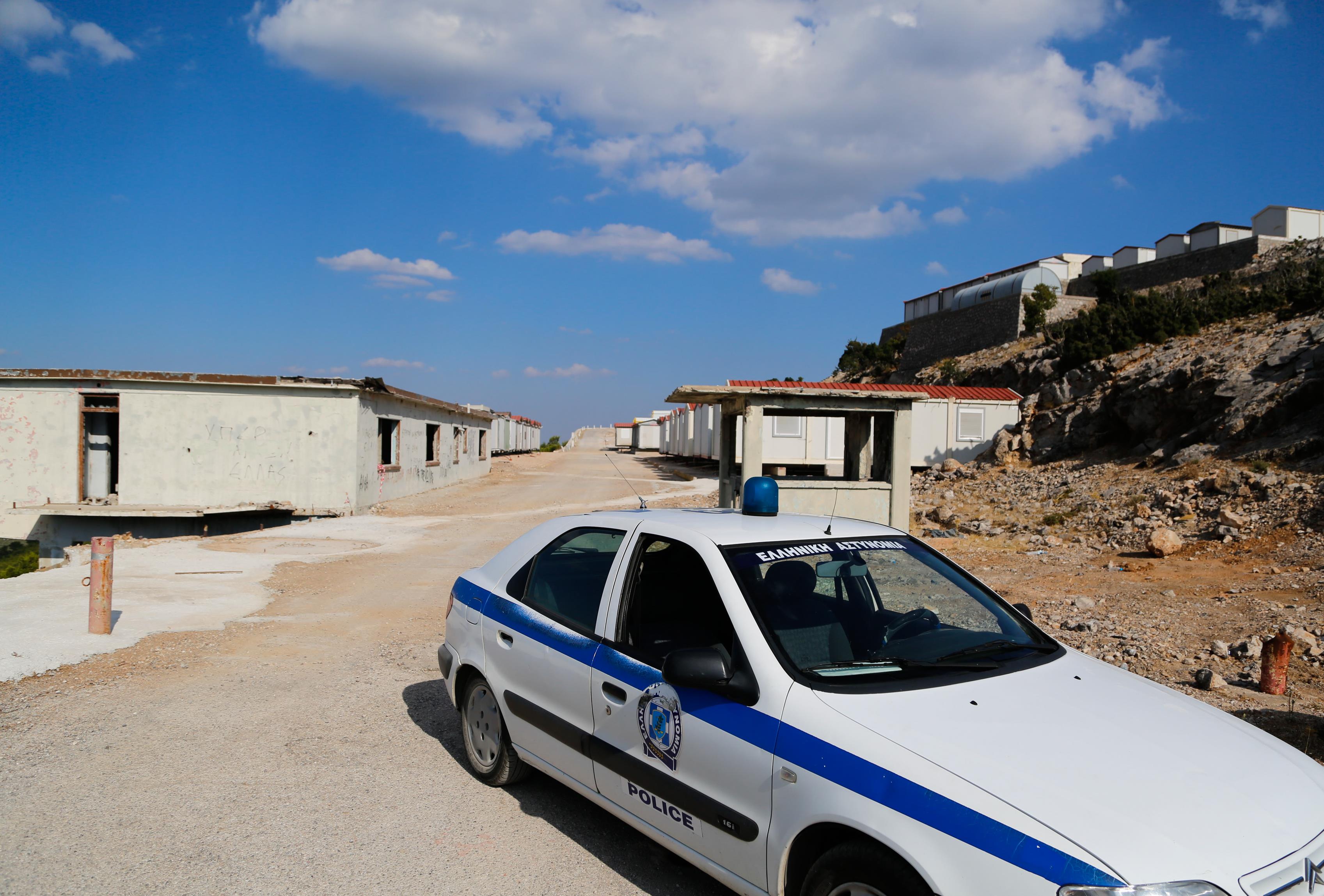 Νεκρό τρίχρονο κοριτσάκι από τις ρόδες του αυτοκινήτου του πατέρα του