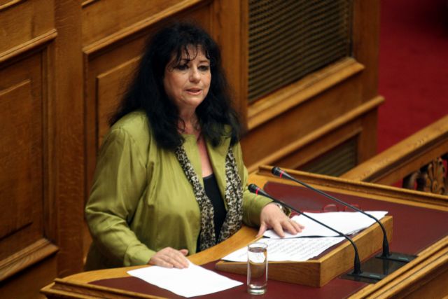 Βαγενά: Περικοπή υψηλών μισθών του Δημοσίου αντί μειώσεων στο ΕΚΑΣ