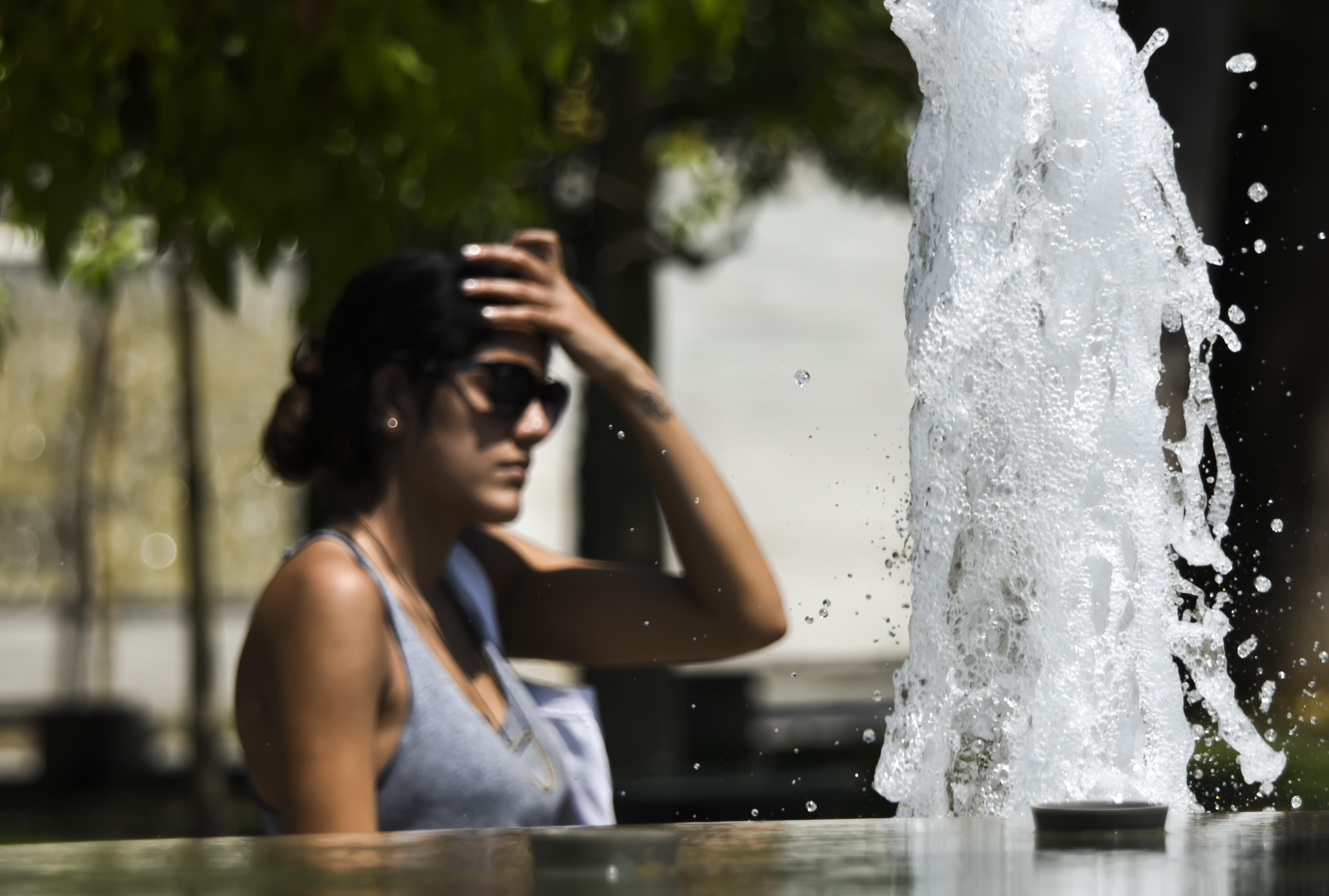 Κλιματιζόμενοι χώροι σε Αθήνα και Πειραιά εν όψει καύσωνα