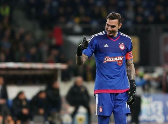 Η Mundo Deportivo στέλνει για τρία χρόνια τον Ρομπέρτο στην Εσπανιόλ