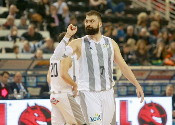 H ΑΕΚ ανακοίνωσε την απόκτηση του Κώστα Βασιλειάδη