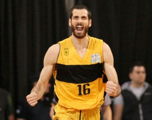 Για άλλα τρία χρόνια στον Αρη ο αρχηγός, Μούρτος