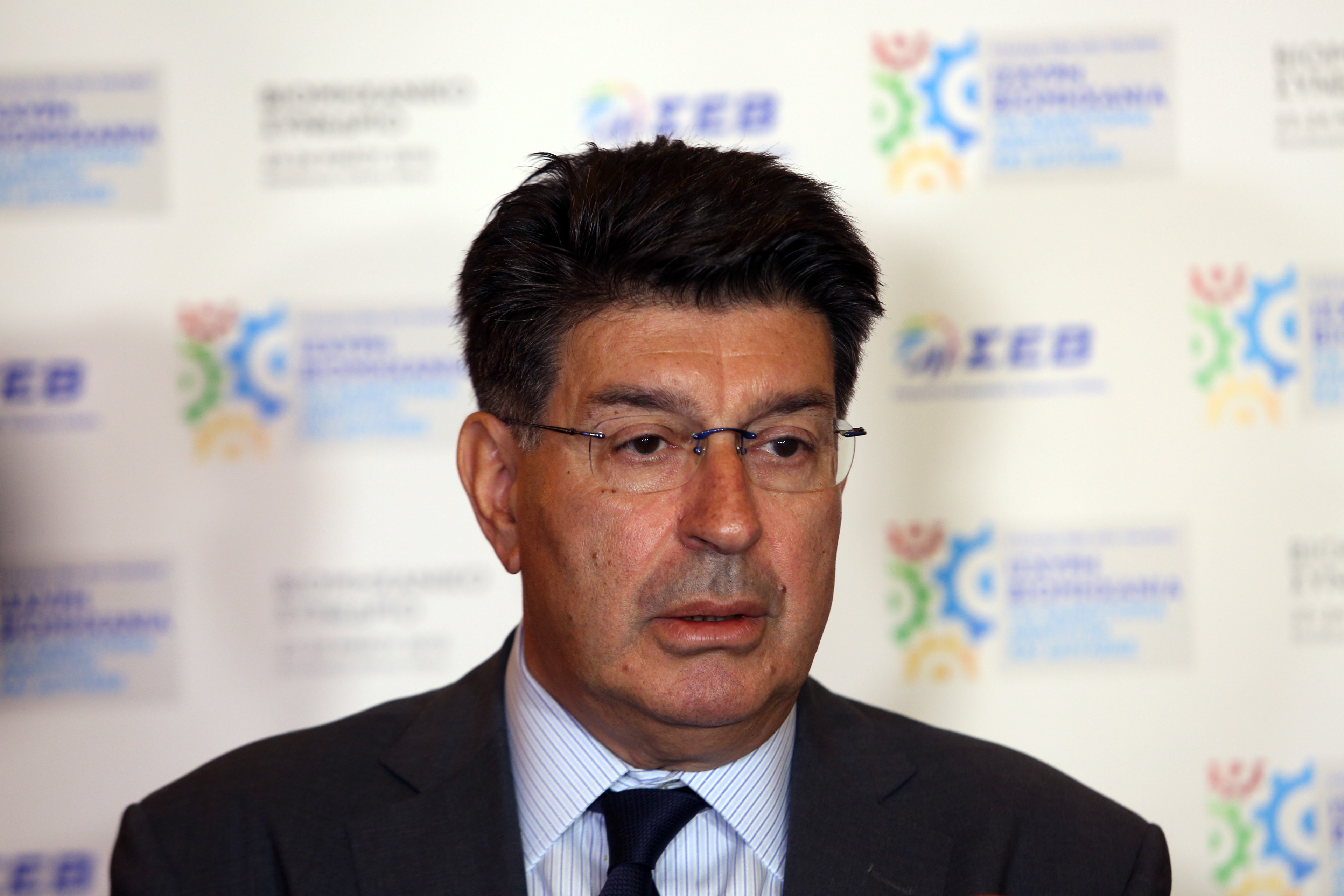 Φέσσας: Ο διαχωρισμός Αριστεράς – Δεξιάς είναι ξεπερασμένος