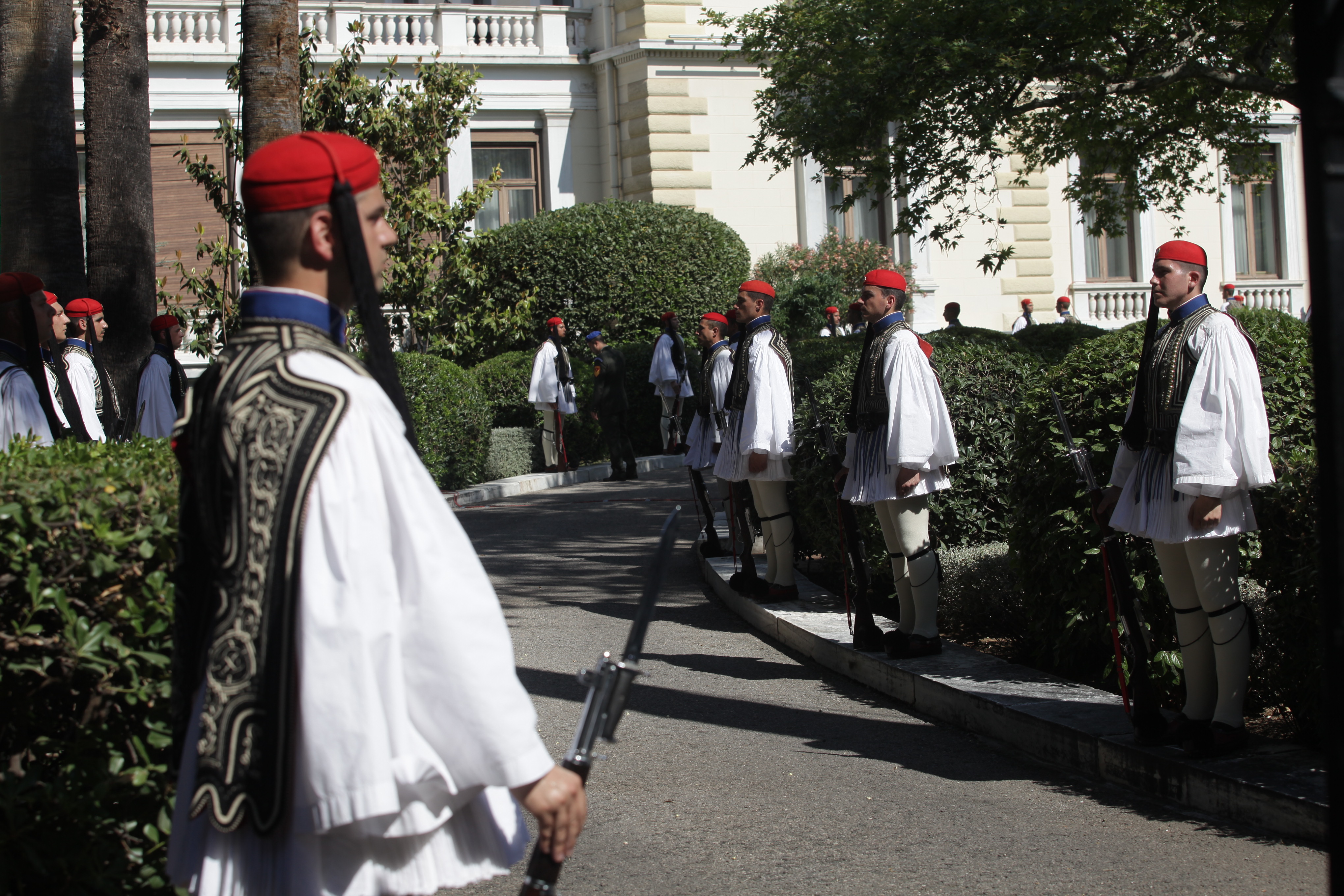 Πονοκέφαλος για ΝΔ η άμεση εκλογή Προέδρου Δημοκρατίας από τον λαό