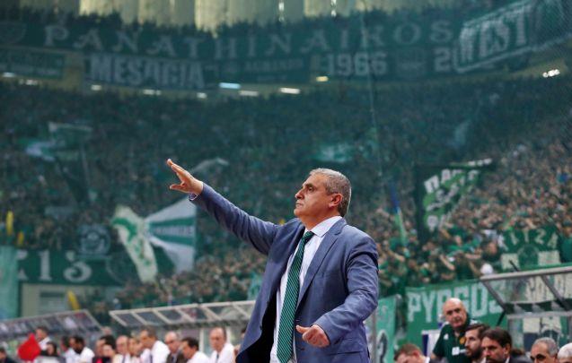 Ο Παναθηναϊκός ανακοίνωσε την παραμονή του Πεδουλάκη