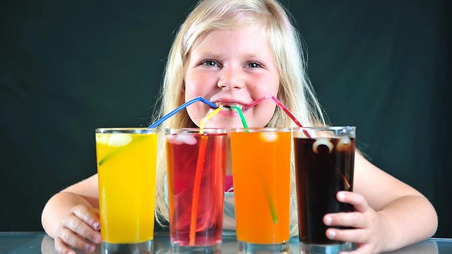 Τα αναψυκτικά κύρια πηγή πρόσληψης ζάχαρης για τα παιδιά