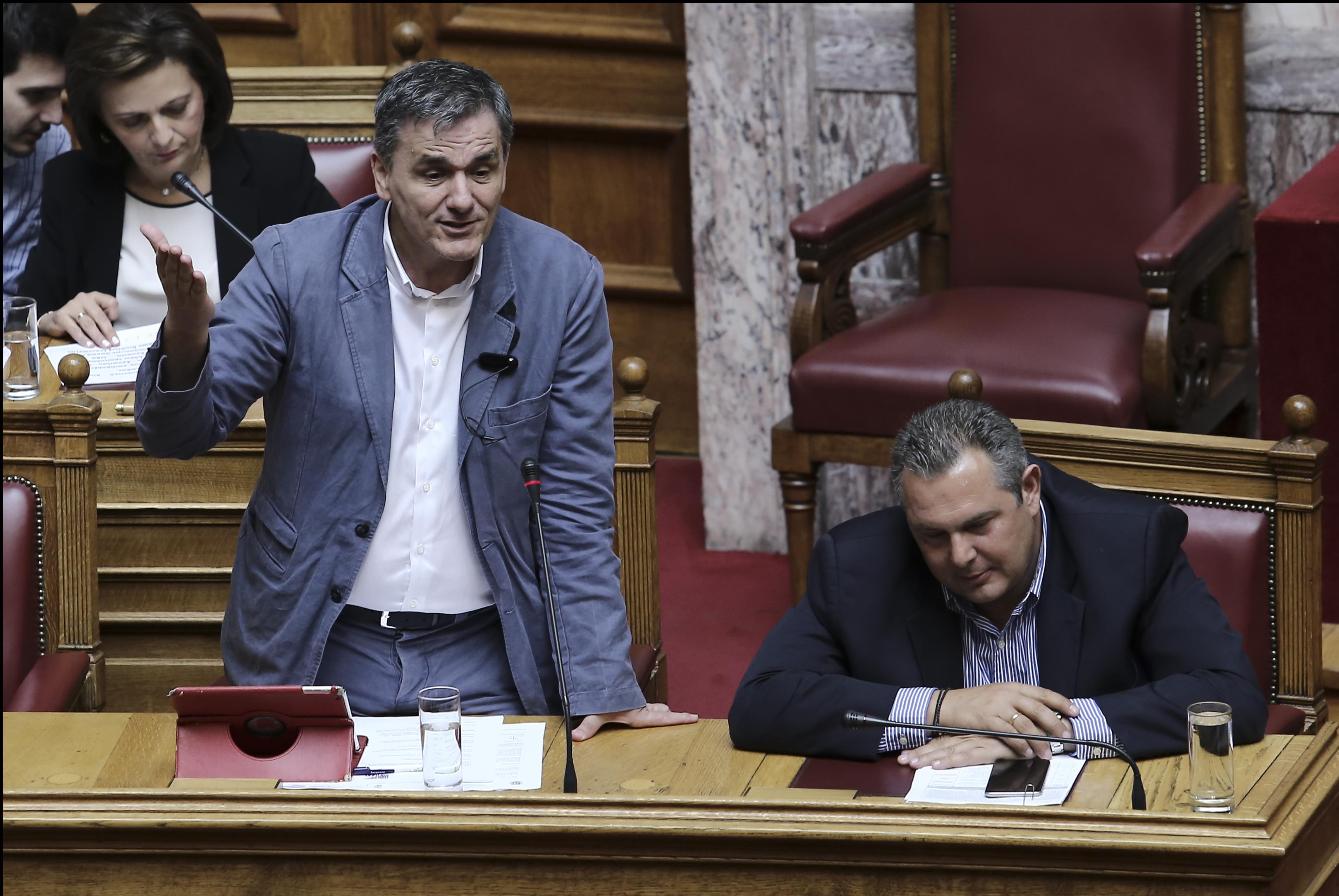 Τσακαλώτος: Διευκρινιστικού και όχι ουσιαστικού χαρακτήρα οι τροπολογίες