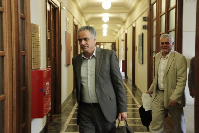 Σκουρλέτης: Ανοιχτό ενδεχόμενο νέων μειώσεων στα τιμολόγια του ρεύματος