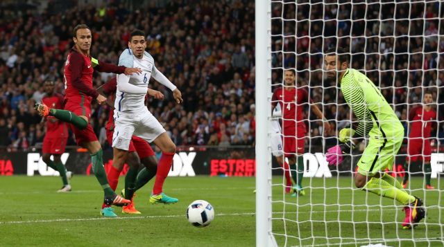 Η Αγγλία λύγισε στο 86′ τους… δέκα Πορτογάλους