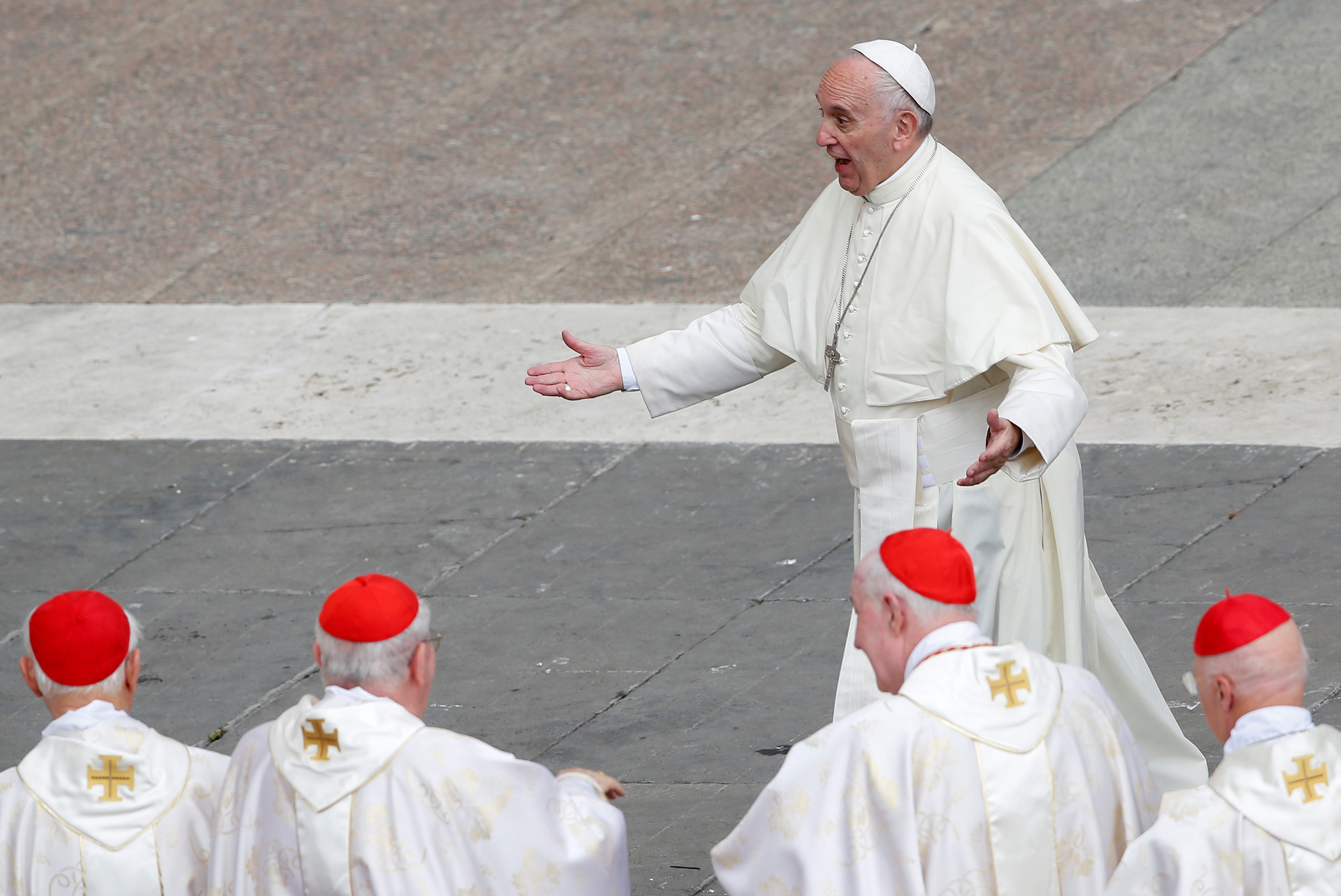Πάπας: Πράσινο φως στην καθαίρεση όσων συγκαλύπτουν υποθέσεις κακοποίησης