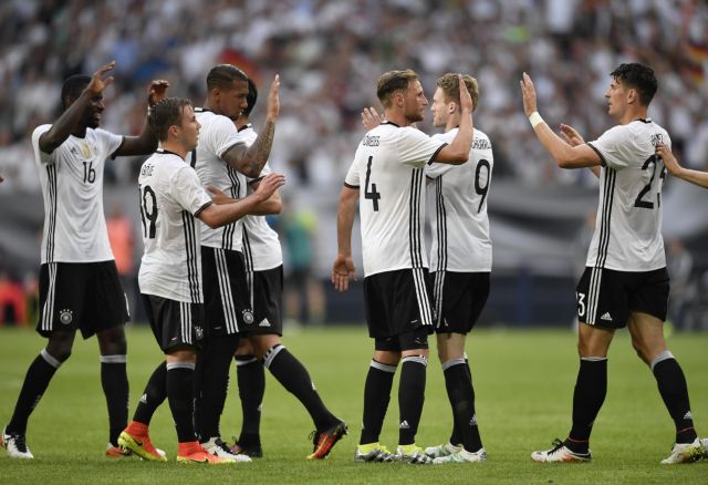 Φιλική νίκη για τη Γερμανία, όμως και πάλι δεν έπεισε
