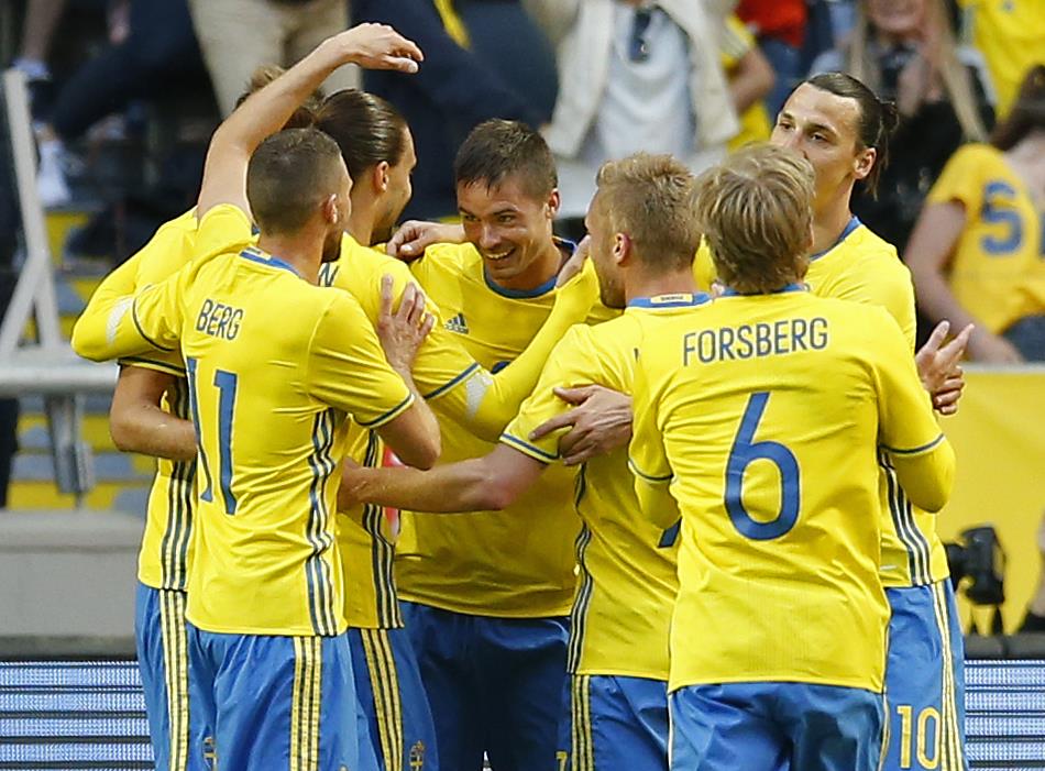 Σούπερ Σουηδία με Μπεργκ vs… Μπέιλ, αλλαγή ο Ντουρμάζ